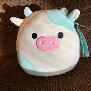 Belana Cow Squishmellow